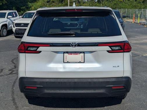 2025 Toyota Grand Highlander XLE