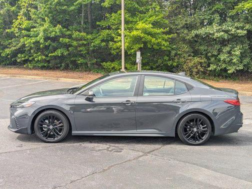 Underground 2025 Toyota Camry SE