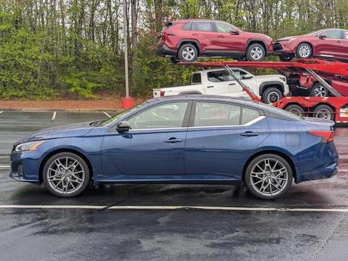 2023 Nissan Altima 2.0 SR