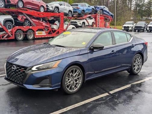 2023 Nissan Altima 2.0 SR