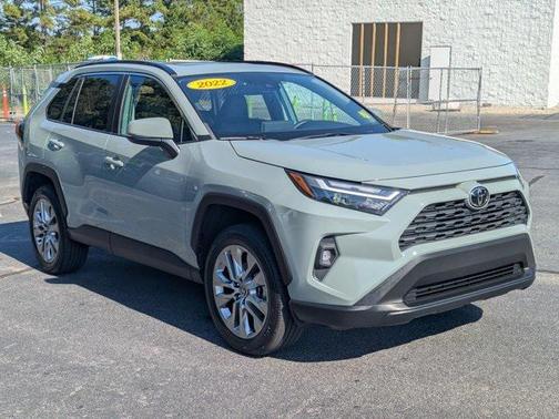 2022 Toyota RAV4 XLE Premium