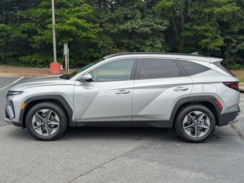 Shimmering Silver 2026 Hyundai TUCSON SEL