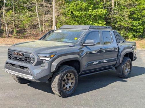 2024 Toyota Tacoma Hybrid TRAILHUNTER