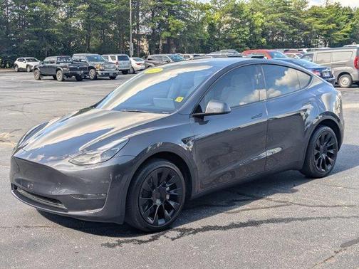 2024 Tesla Model Y Long Range