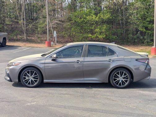 Predawn Gray Mica 2023 Toyota Camry SE