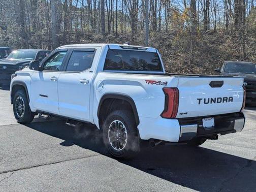 2025 Toyota Tundra SR5