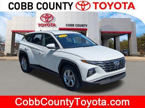 White Pearl 2024 Hyundai TUCSON SE