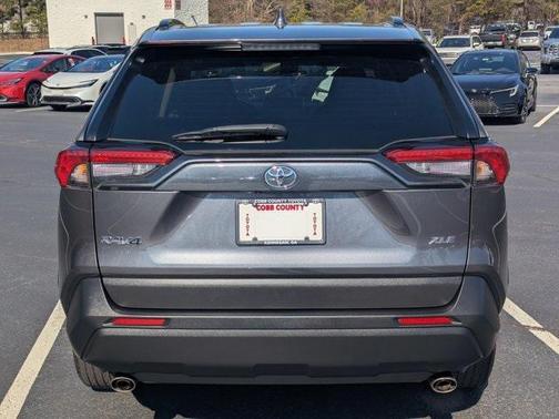 2023 Toyota RAV4 XLE