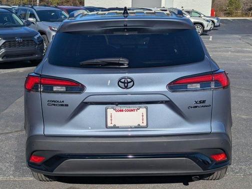 2025 Toyota Corolla Hybrid SE