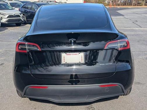 2024 Tesla Model Y Long Range Dual Motor All-Wheel Drive