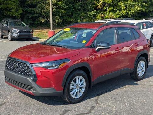 2025 Toyota Corolla Cross LE