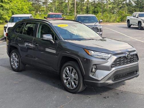 2022 Toyota RAV4 XLE Premium