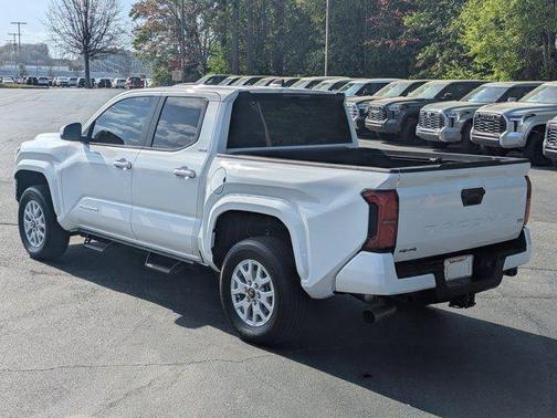 Ice 2025 Toyota Tacoma SR5