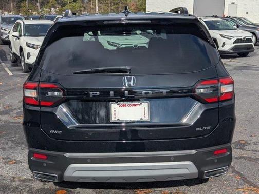 2025 Honda Pilot Elite