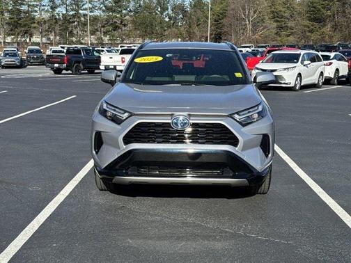 2023 Toyota RAV4 Hybrid SE