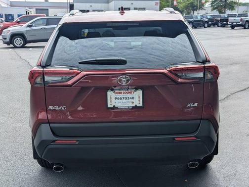 2025 Toyota RAV4 XLE