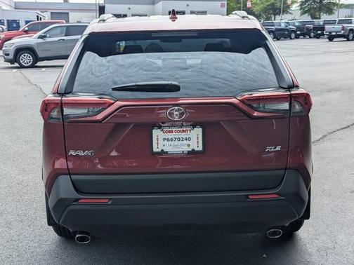 2025 Toyota RAV4 XLE