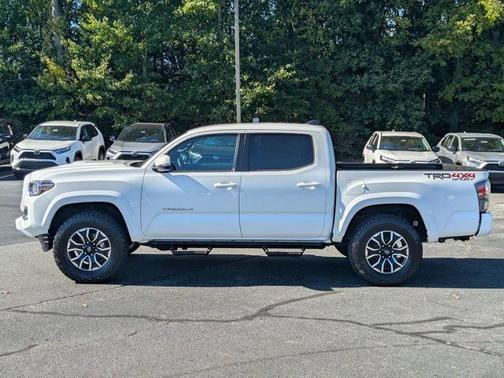 2022 Toyota Tacoma TRD Sport