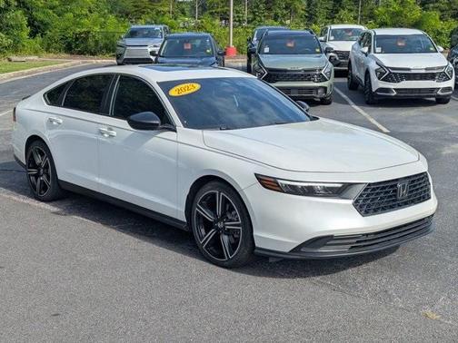 2023 Honda Accord Hybrid Base