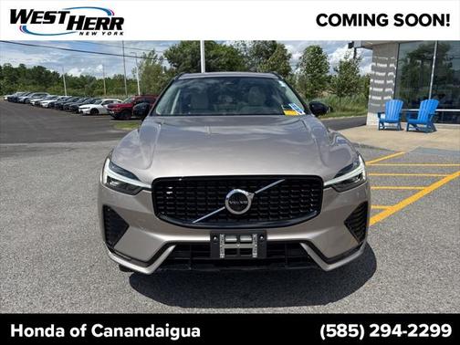 2024 Volvo XC60 B5 Plus Dark Theme