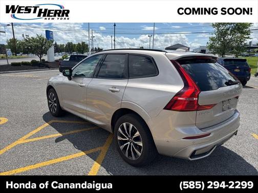 2024 Volvo XC60 B5 Plus Dark Theme