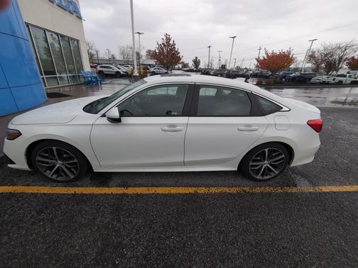 2022 Honda Civic Touring