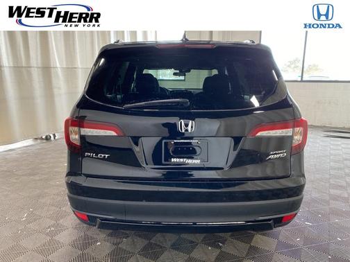 2022 Honda Pilot AWD Sport