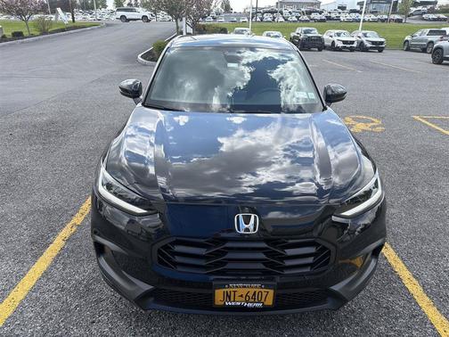 Crystal Black Pearl 2023 Honda HR-V