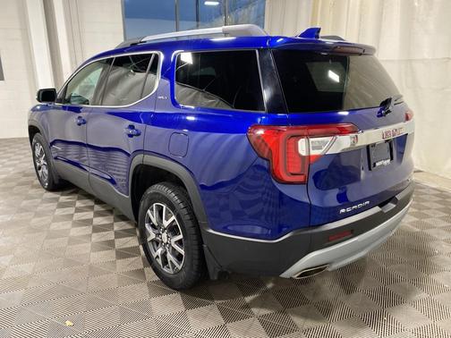 2023 GMC Acadia AWD SLT