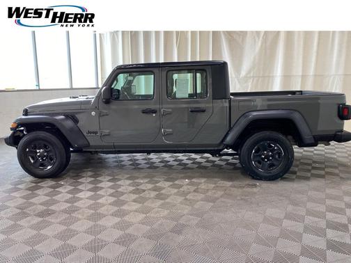 2021 Jeep Gladiator Sport
