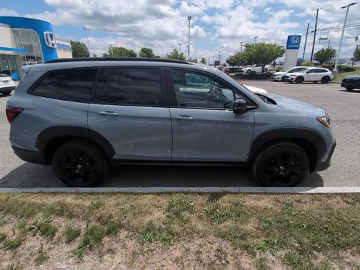 2022 Honda Pilot AWD TrailSport