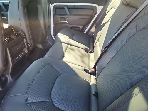 2026 Land Rover Defender P300 S