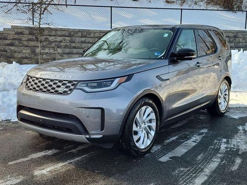 Eiger Grey 2025 Land Rover Discovery P300 S