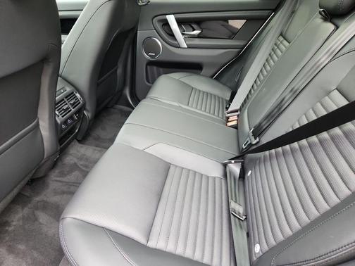 2025 Land Rover Discovery Sport S