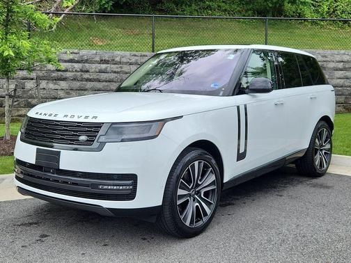Fuji White 2023 Land Rover Range Rover P400 SE