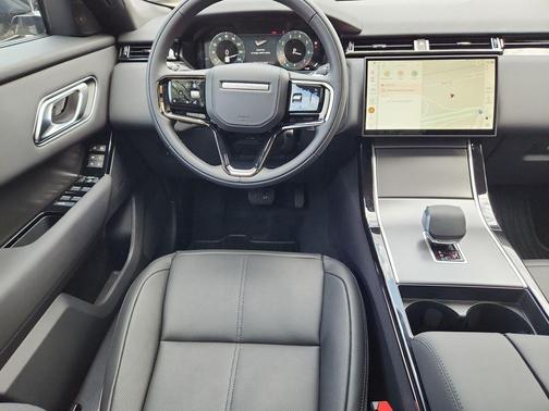 Batumi Gold 2026 Land Rover Range Rover Velar P250 S