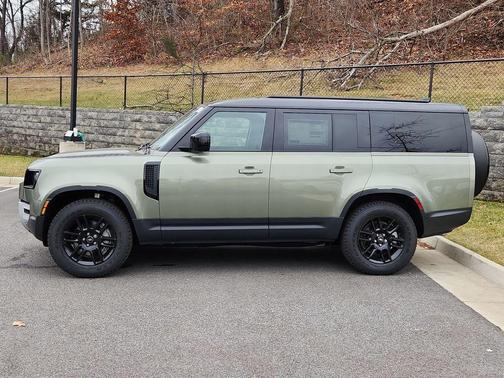 2025 Land Rover Defender P300 S
