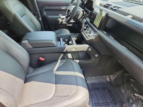Carpathian Grey 2024 Land Rover Defender P525 Carpathian Edition