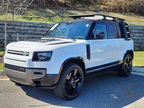 Fuji White 2022 Land Rover Defender 110 X-Dynamic HSE