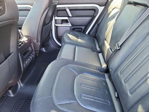 Fuji White 2022 Land Rover Defender 110 X-Dynamic HSE