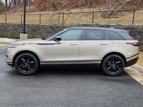 Batumi Gold 2026 Land Rover Range Rover Velar P250 S