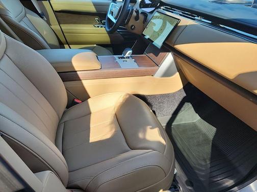 Eiger Grey 2025 Land Rover Range Rover P530 SE 7 Seat