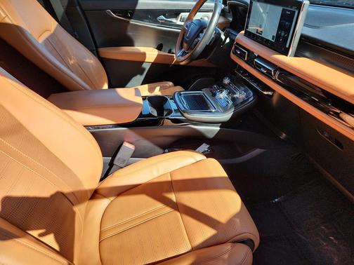 Infinite Black Metallic 2023 Lincoln Nautilus Black Label