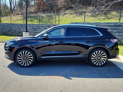 Infinite Black Metallic 2023 Lincoln Nautilus Black Label