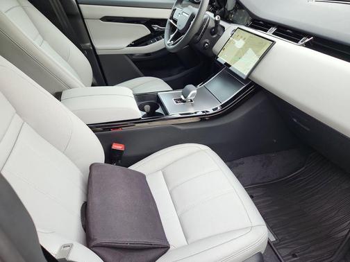 2026 Land Rover Range Rover Evoque Core S