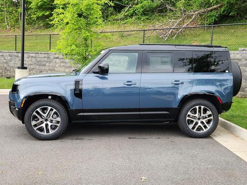 Tasman Blue 2026 Land Rover Defender P400 X-Dynamic SE