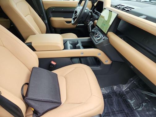 Woolstone Green 2026 Land Rover Defender P300 S