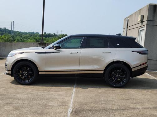 2026 Land Rover Range Rover Velar P250 Dynamic SE