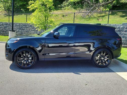 Santorini Black 2025 Land Rover Range Rover Sport P360 SE