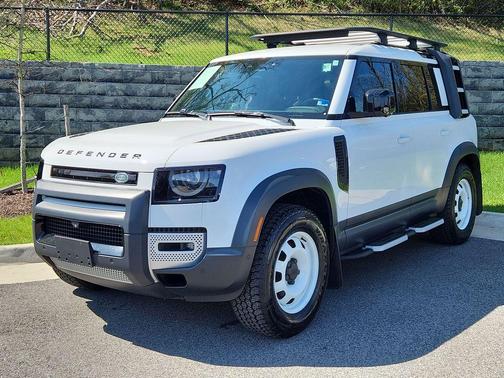 Fuji White 2023 Land Rover Defender 110 S